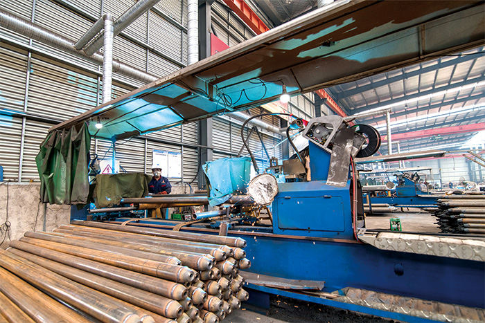 丹阳网架杆件自动焊接